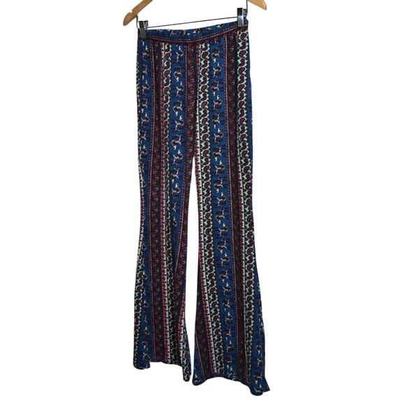 About A Girl Boho Flare Patterned Pants Size Small - Picture 1 of 4